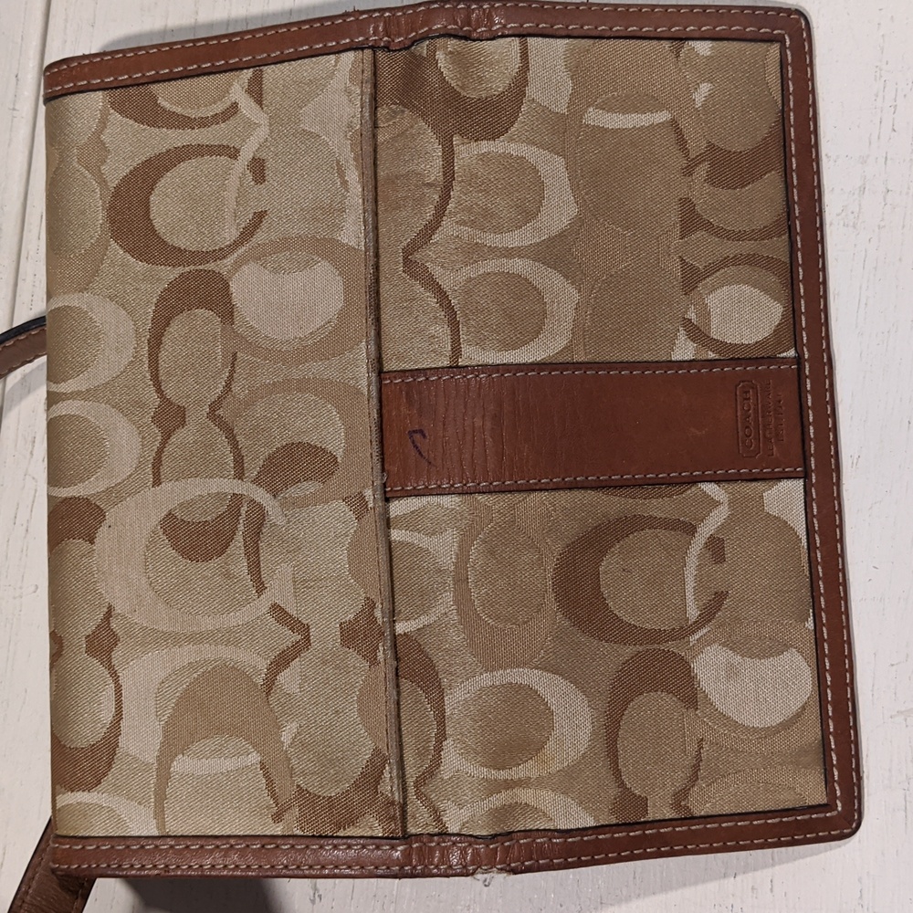 Coach Tan and Brown Tote Bag - Picture 10 of 11